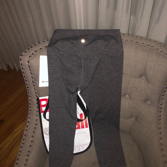 NWT Lululemon Align Crop 21” Heathered Black - Picture 8 of 13